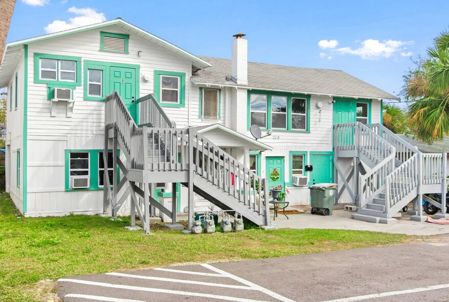 More Photos Of 218-228 N Oleander Ave, Daytona Beach Apartments For Sale