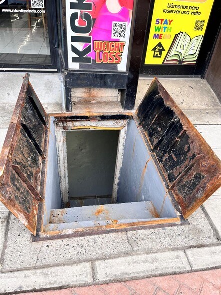 More Photos Of 6116 Bergenline Ave, West New York Storefront Retail Office For Lease