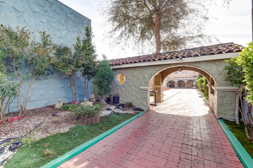 More Photos Of ,  Unknown For Sale