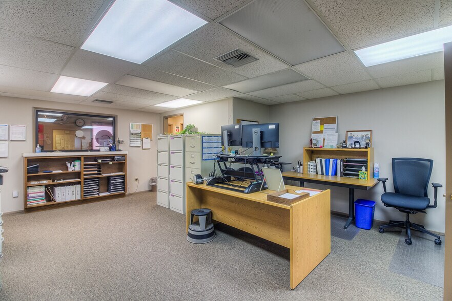 More Photos Of 2201 E Edison Rd, Sunnyside Office For Sale