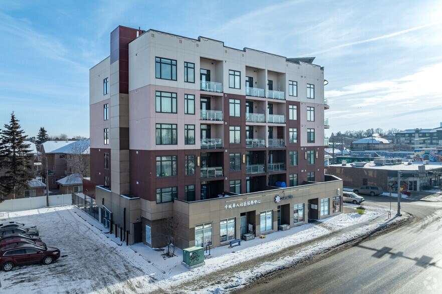More Photos Of 1406 Centre St NE, Calgary Apartments For Sale
