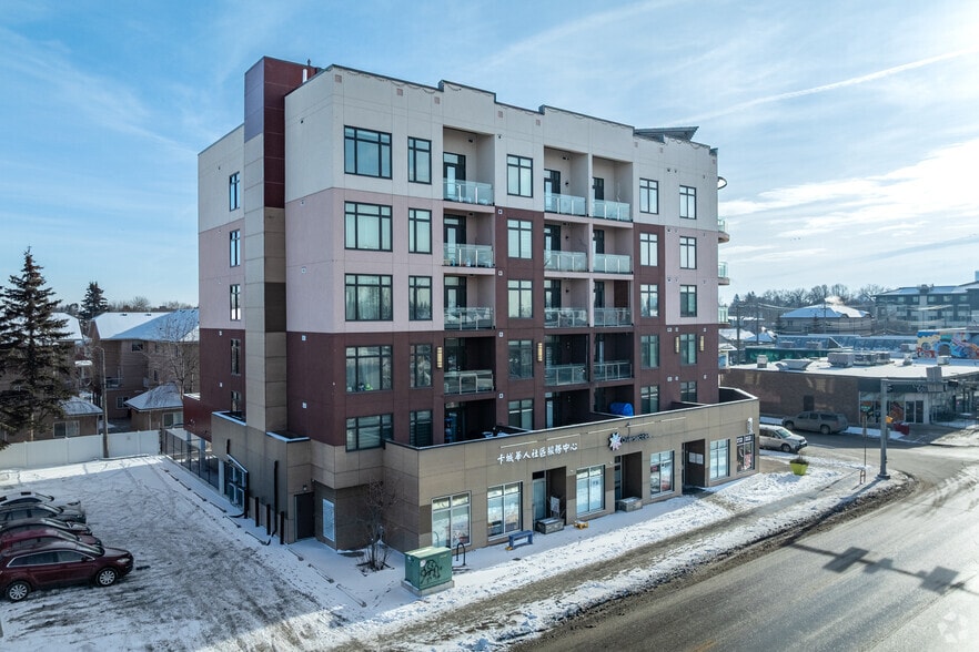 More Photos Of 1406 Centre St NE, Calgary Apartments For Sale