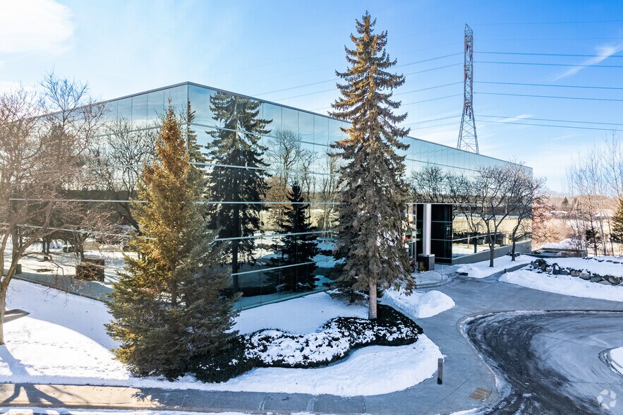 More Photos Of 12900 Whitewater Dr, Minnetonka Unknown For Lease