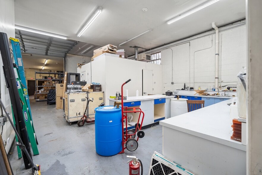 More Photos Of 1167 Rt 22 E, Mountainside Light Distribution For Sale