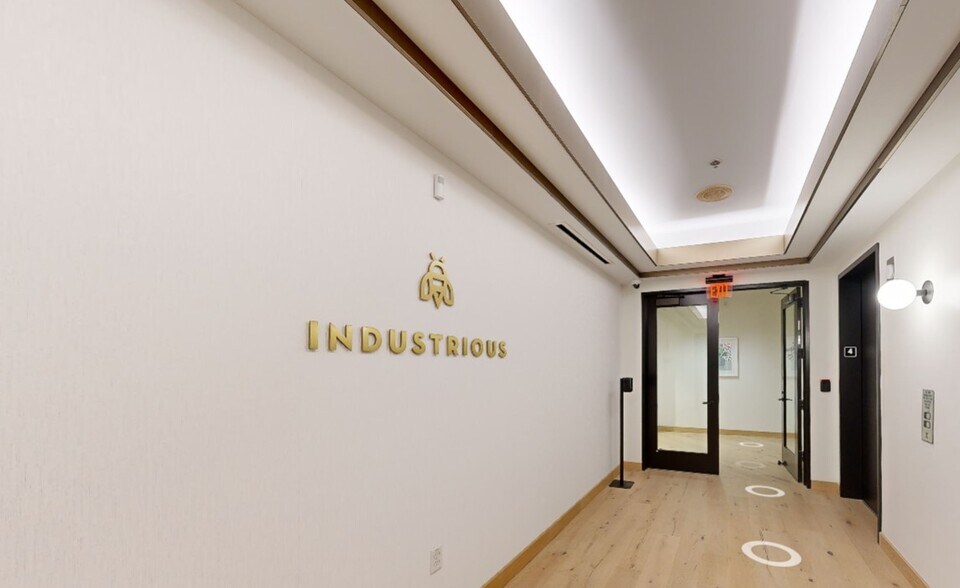 Primary Photo Of 200 Central Ave, Saint Petersburg Office For Lease