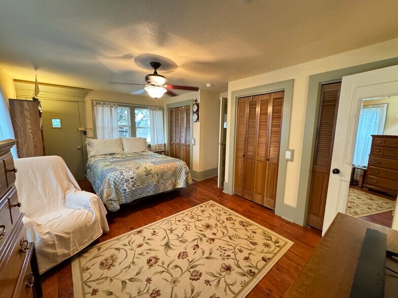 More Photos Of 224 W Chickasaw St, Tahlequah Hospitality For Sale