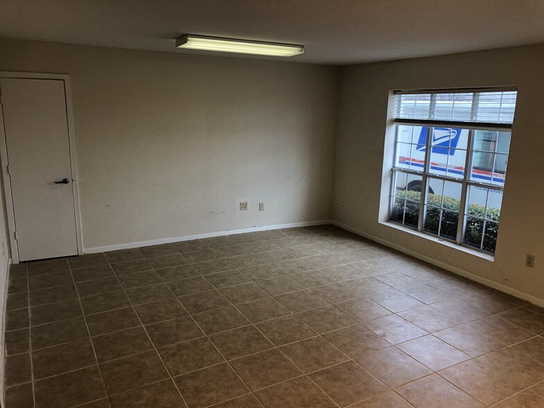 More Photos Of 2600 NASA Rd 1, Seabrook Loft Creative Space For Sale