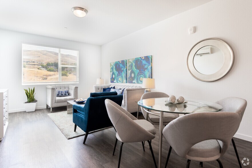 More Photos Of 29213 Mission Blvd, Hayward Apartments For Lease