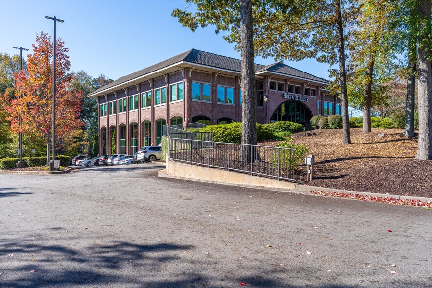 More Photos Of 178 S Main St, Alpharetta Office For Sale