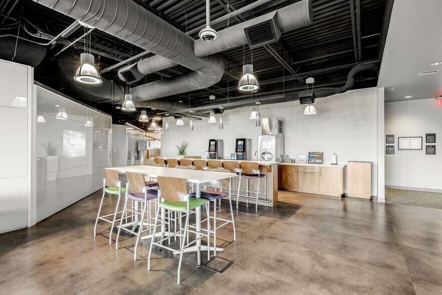 More Photos Of 1050 Satcom Ln, Melbourne Office For Sale