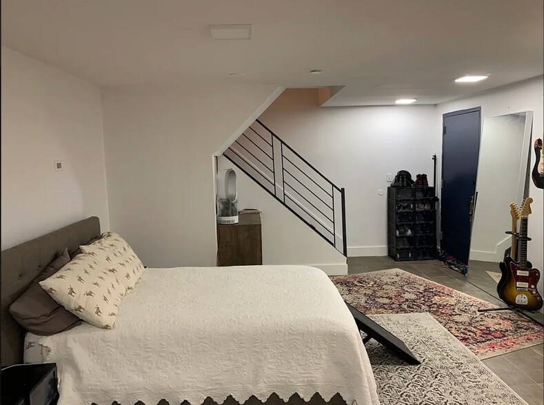 More Photos Of 10 W 122nd St, New York Apartments For Sale