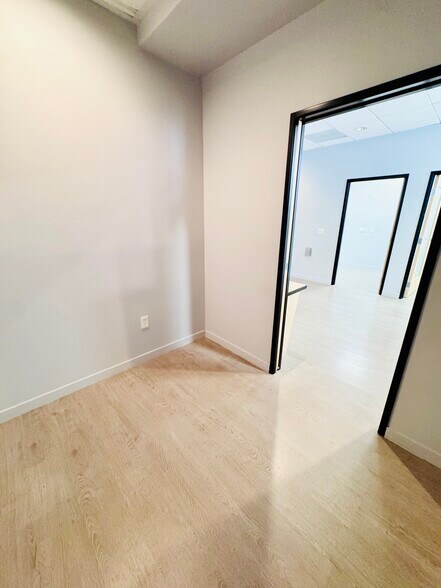 More Photos Of 588-590 Washington Blvd, Marina Del Rey Freestanding For Lease
