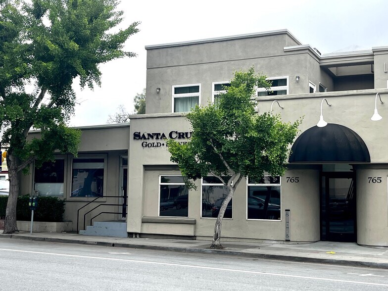 More Photos Of 765 Cedar St, Santa Cruz Freestanding For Sale