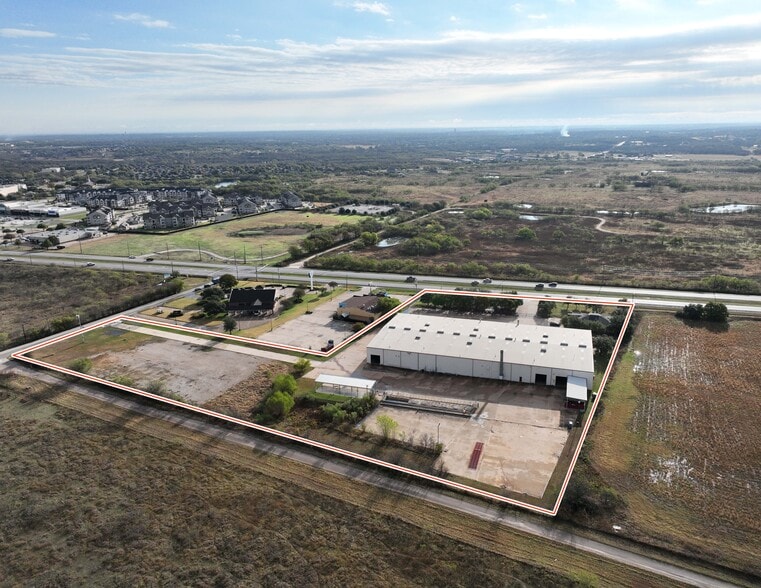 More Photos Of 1980 SW Wilshire Blvd, Burleson Warehouse For Sale