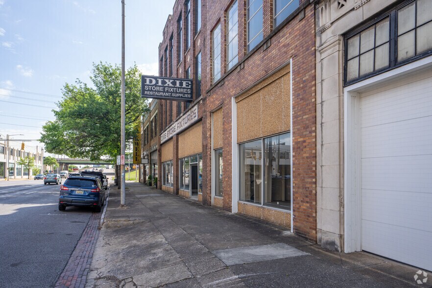 More Photos Of 2425 1st Ave N, Birmingham Storefront Retail Office For Sale