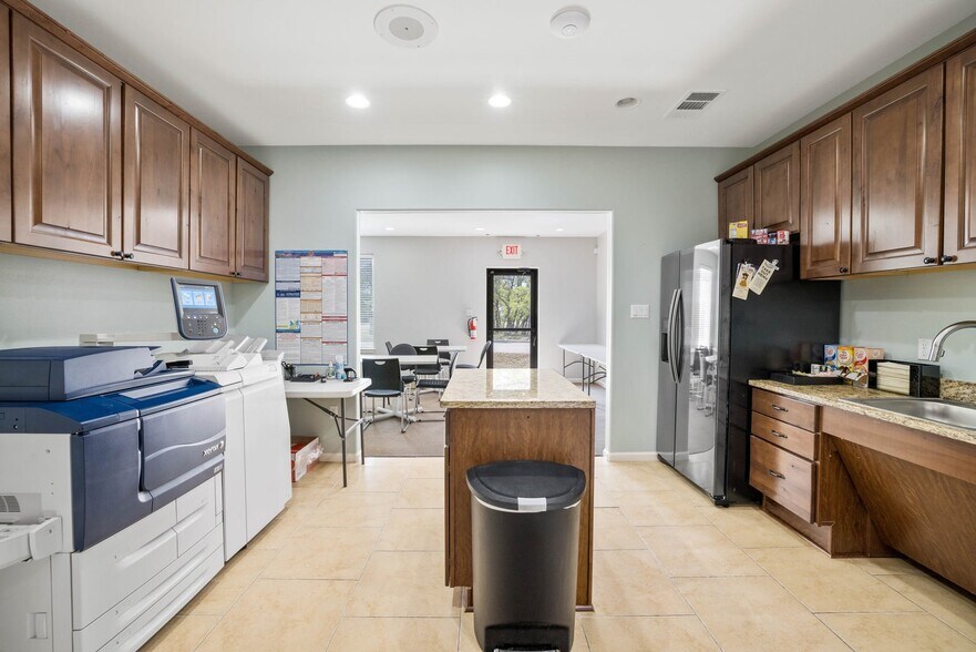 More Photos Of 3009 Glacier Pass, Cedar Park Medical For Lease