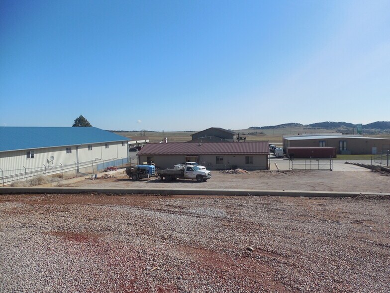 More Photos Of 7875 Black Hawk Rd, Black Hawk Flex For Sale