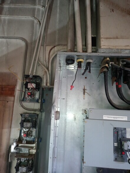 More Photos Of 774 US Highway 80 East, Abilene Hotel For Sale