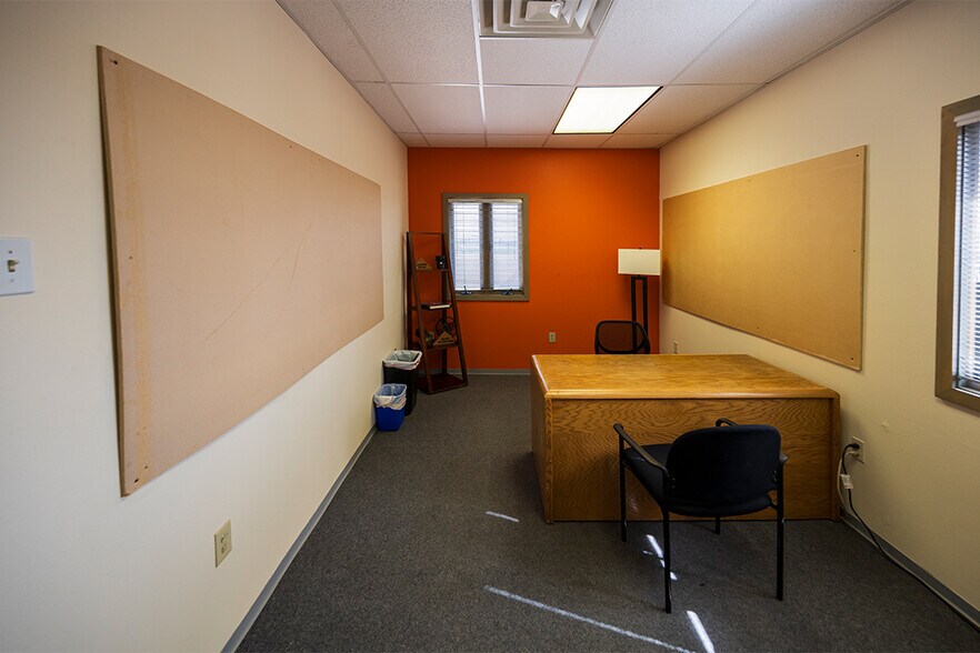 More Photos Of 1600 Saint Michaels Dr, Santa Fe Unknown For Lease