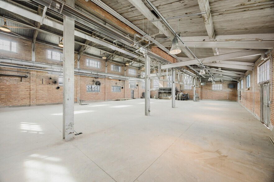 More Photos Of 755 W Silver St, Elko Contractor Storage Yard For Lease