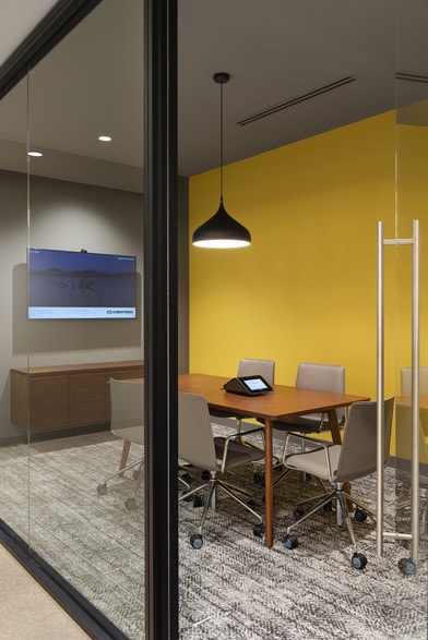 More Photos Of 1305 Corporate Center Dr, Eagan Office For Lease