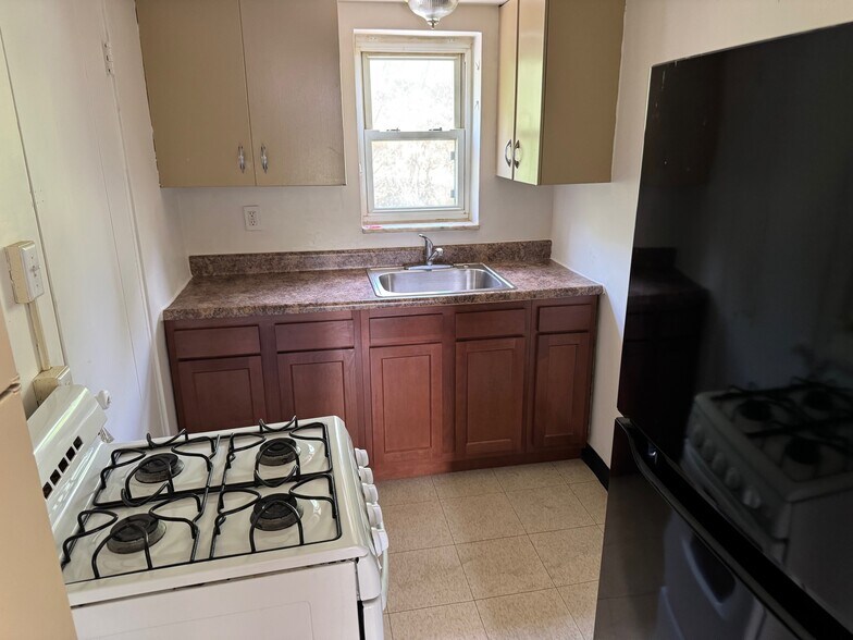 More Photos Of 3541 Laketon Rd, Pittsburgh Apartments For Sale
