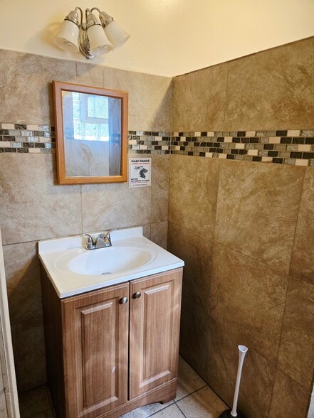 More Photos Of 220 E Galena Blvd, Aurora Storefront For Sale