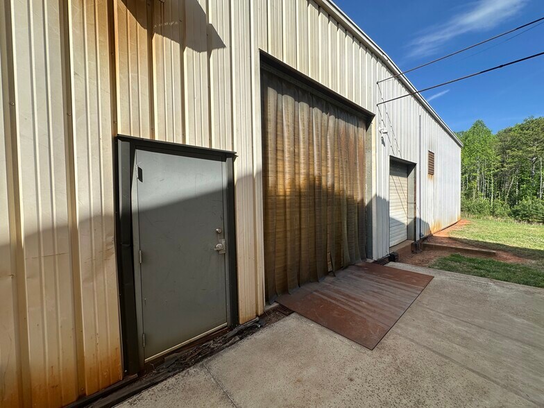 More Photos Of 4377 Dallas Cherryville Hwy, Bessemer City Industrial For Lease