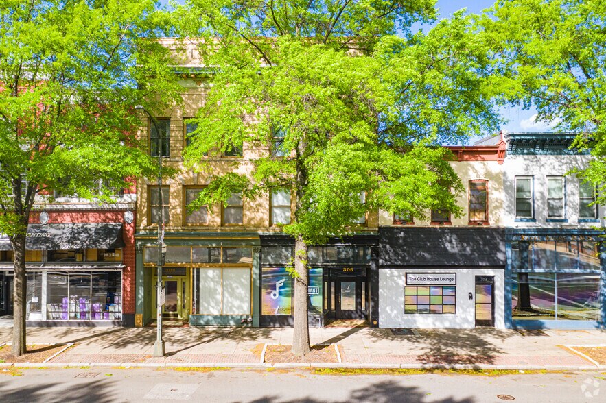 Primary Photo Of 306-308 W Broad St, Richmond Apartments For Lease