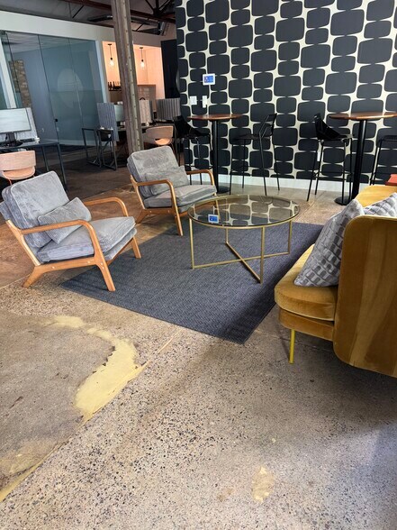 More Photos Of 4406 Beard Ave S, Minneapolis Coworking Space