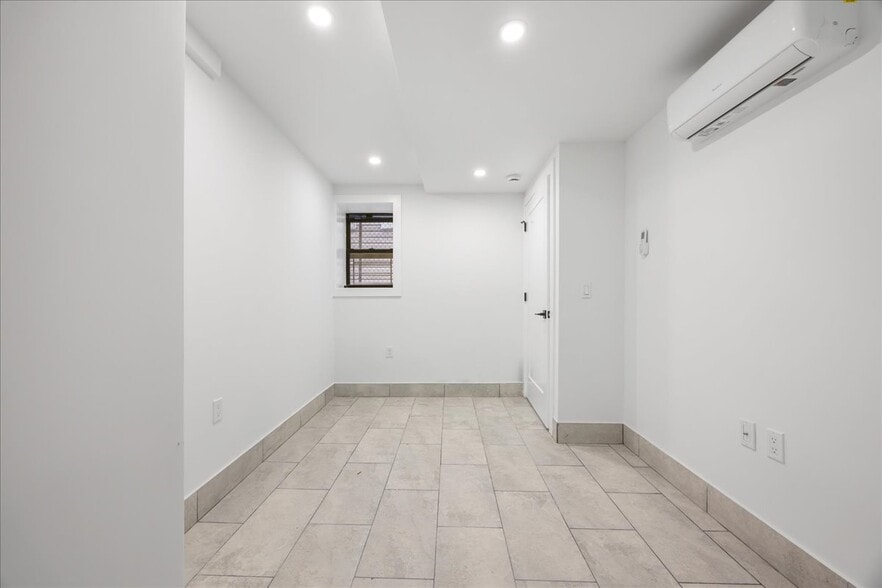 More Photos Of 2740 Sexton Pl, Bronx Apartments For Sale