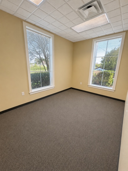 More Photos Of 1417 Stuart Engals Blvd, Mount Pleasant Medical For Lease