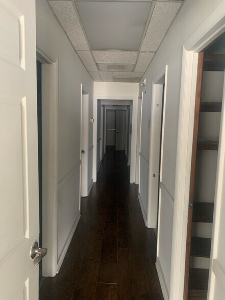 More Photos Of 5402-5412 Covington Hwy, Decatur Unknown For Lease