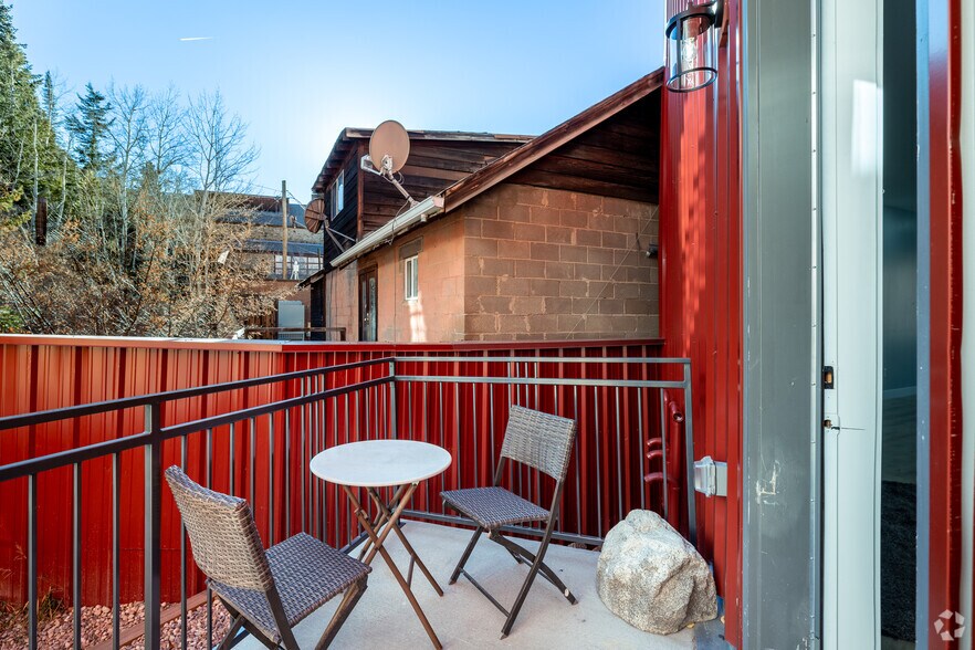 More Photos Of 101 Gregory St, Central City Apartments For Sale