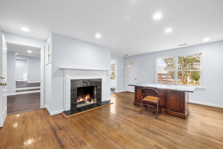 More Photos Of 143 Boston Post Rd, Waterford Office Residential For Sale