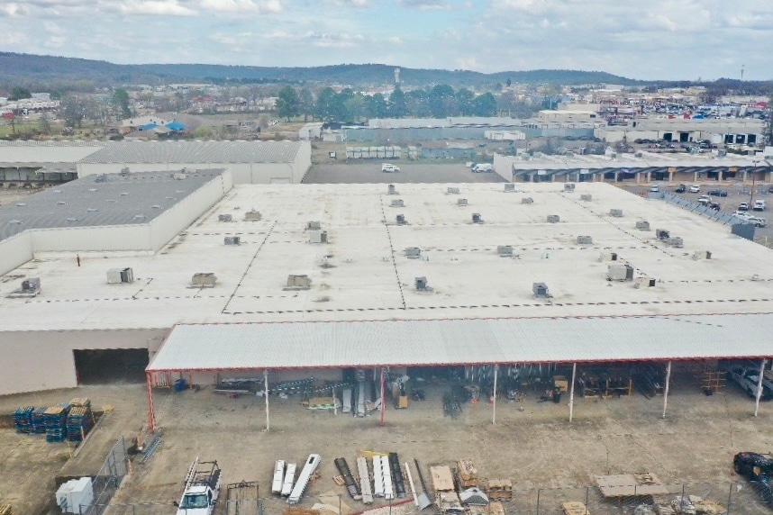 More Photos Of 1509 E Main St, Russellville Warehouse For Lease