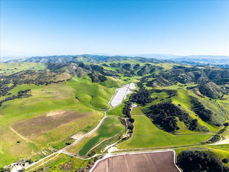 More Photos Of 9451 Batchelder Rd, Los Alamos Land For Sale