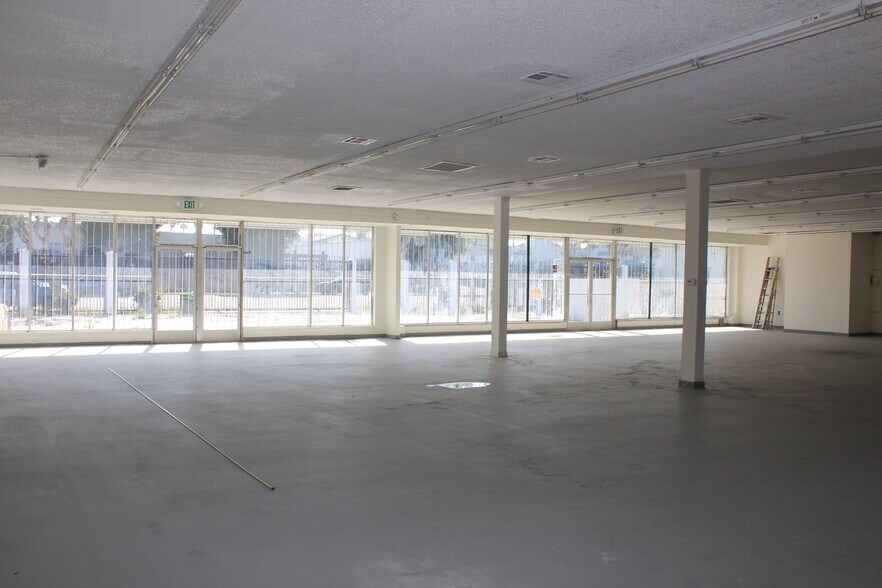 More Photos Of , Compton General Retail For Sale