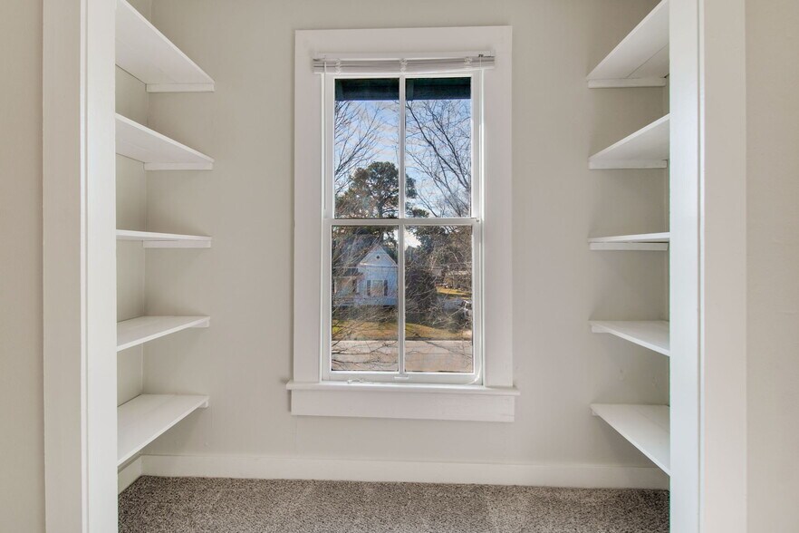 More Photos Of 1224 E Strong St, Pensacola Apartments For Sale