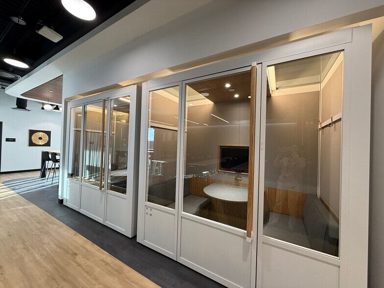 More Photos Of 23710 Schooler Plz, Brambleton Coworking Space