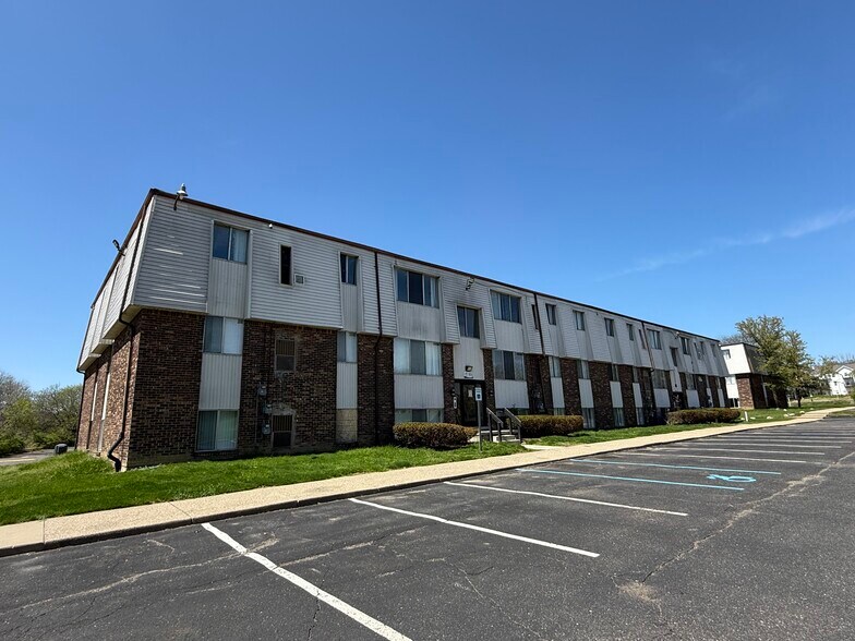 More Photos Of 831 Green Rd, Ypsilanti Apartments For Sale