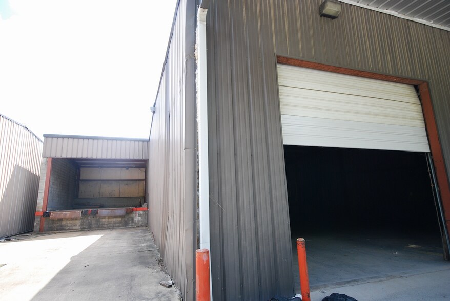 More Photos Of 139-165 Conalco Dr, Jackson Warehouse For Lease