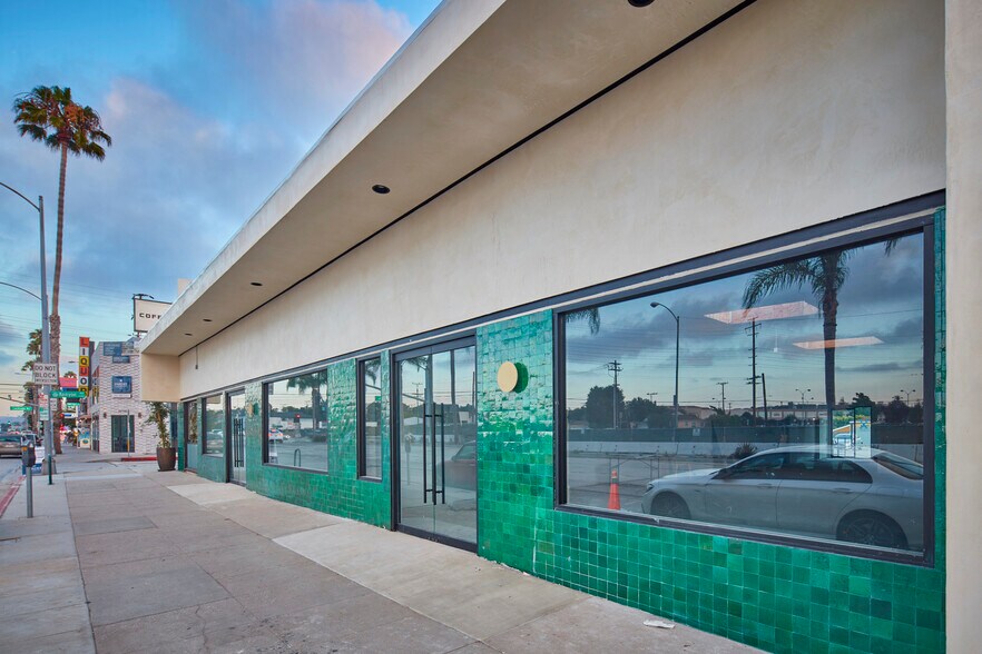 More Photos Of 12430-12464 W Washington Blvd, Los Angeles Freestanding For Lease