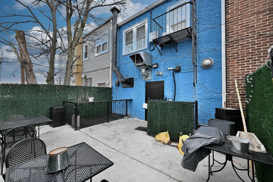 More Photos Of 3116-3118 Long Beach Rd, Oceanside General Retail For Sale