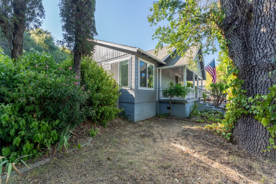 More Photos Of 13240 US-101, Hopland Land For Sale