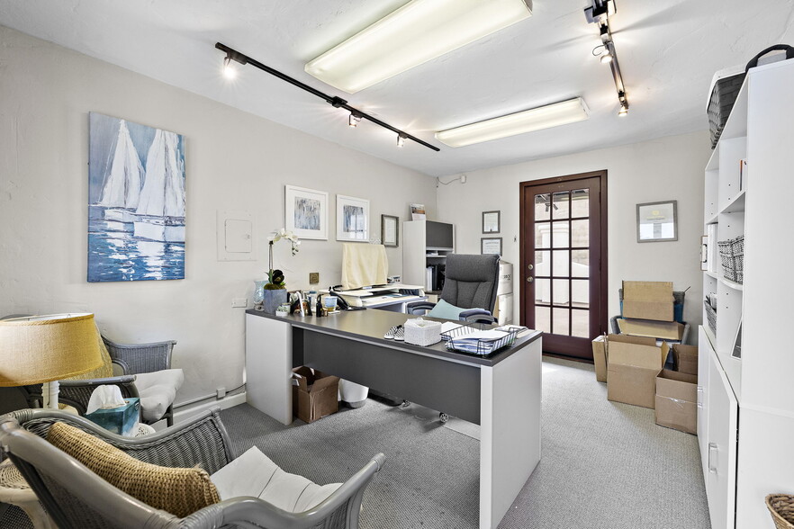 More Photos Of 415 N El Camino Real, San Clemente Office For Sale