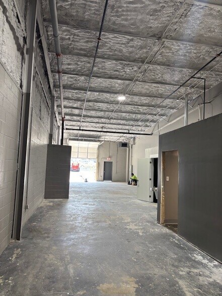 More Photos Of 1200 Northgate Business Pky, Madison Flex For Lease