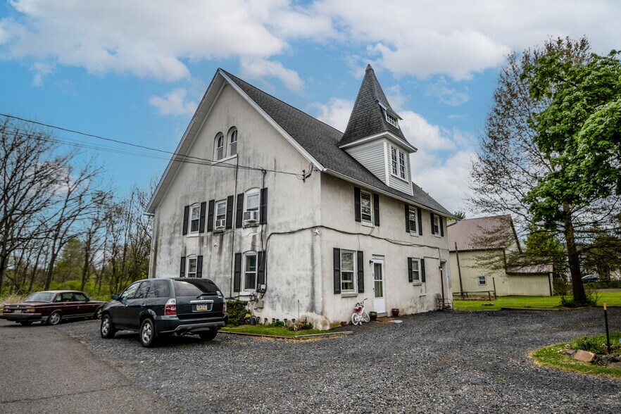 More Photos Of 1 S Main St, Richlandtown Apartments For Sale
