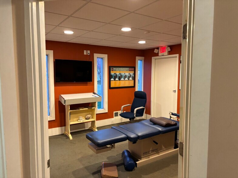 More Photos Of 147 Chenoweth Ln, Louisville Medical For Lease