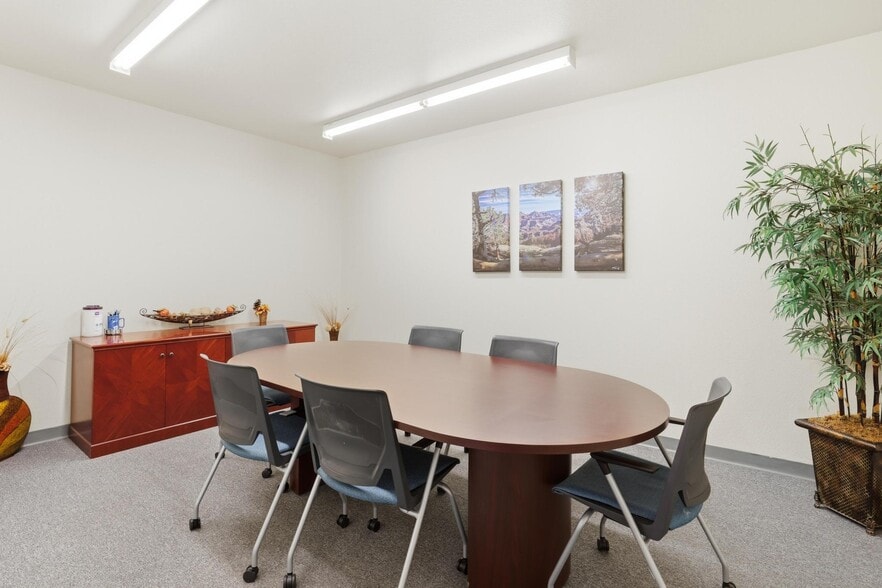 More Photos Of 215 N Beeline Hwy, Payson Office For Sale